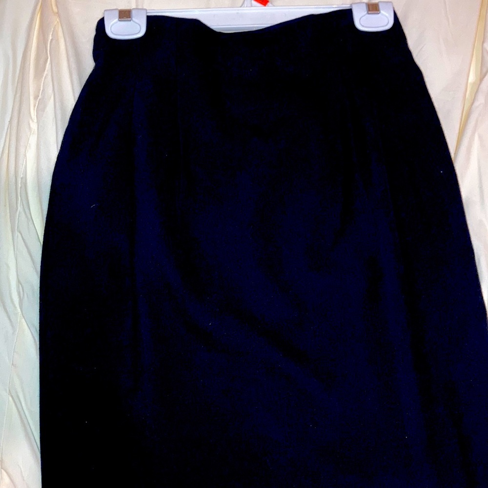 Briggs Skirt